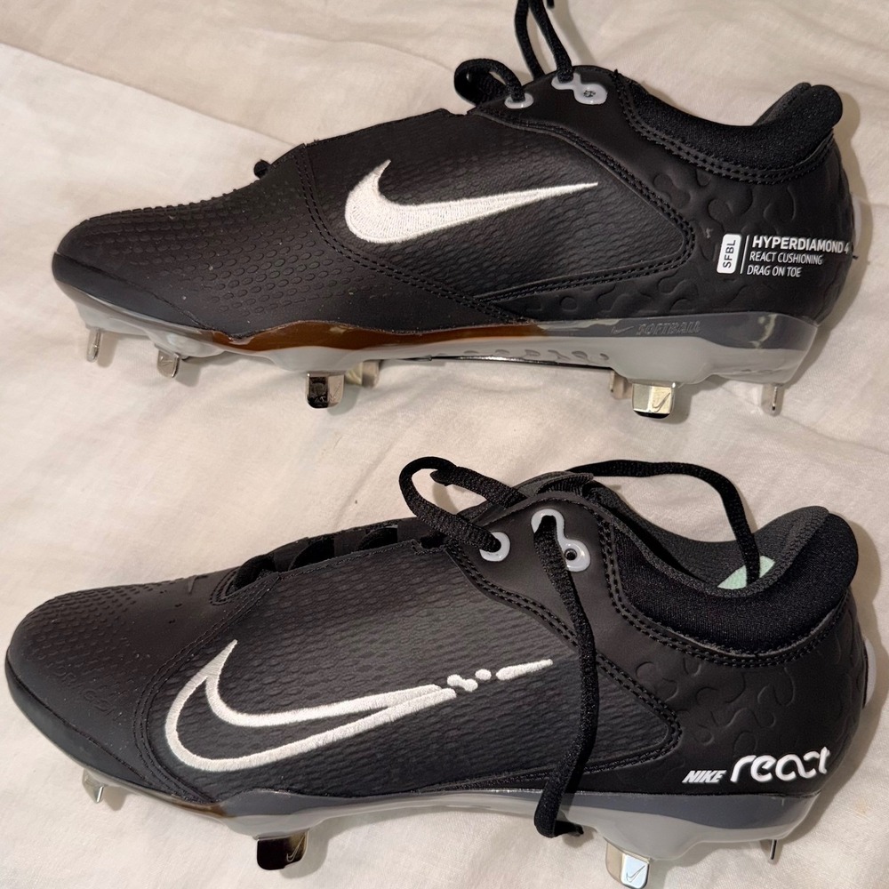 Nike Hyperdiamond 4 Women's Softball Cleats Size 9 Black CZ5917-010 NEW